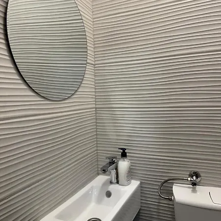 Διαμέρισμα Laros *